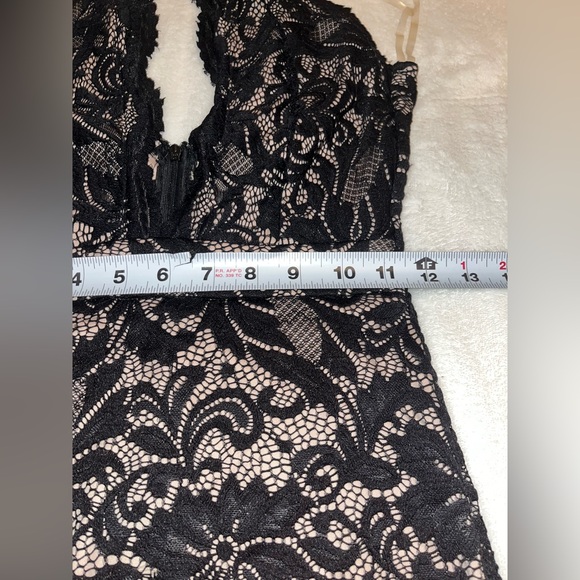 Akira Black & cream Lace Midi Dress - Picture 9 of 15